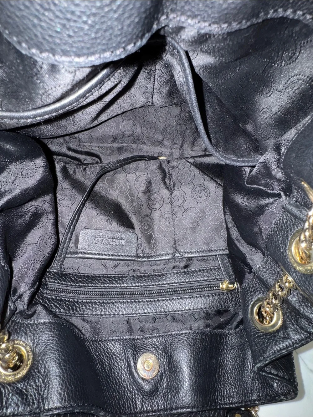 Michael Kors Black Pebbled Shoulder /crossbody with Gold Hardware.  W/ dust bag